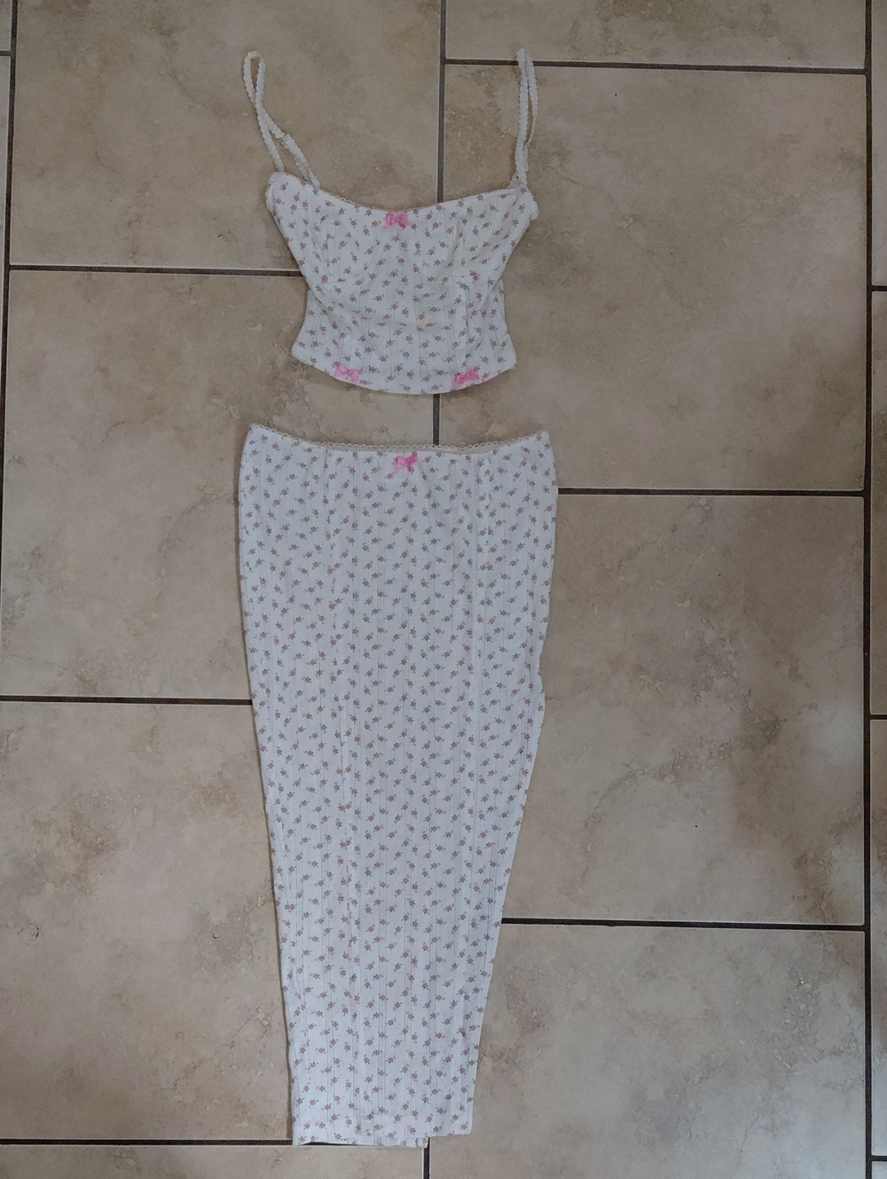 White Floral Midi Skirt with Pink Bow Accent
